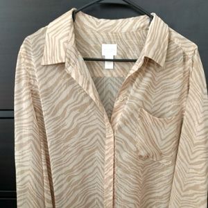 Chico's Blouse size 2 Large